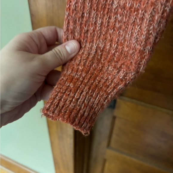 Vera Moda Lessa Knitted Pullover.Small Pink. - Picture 4 of 6